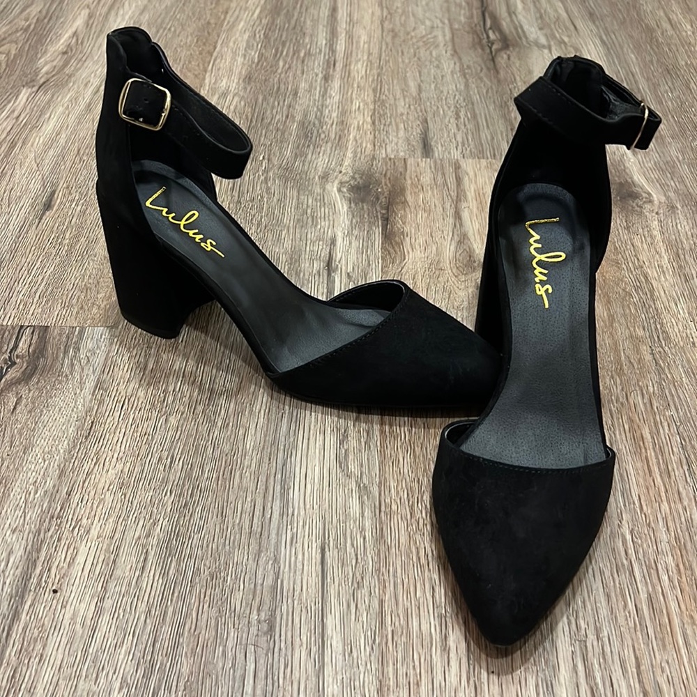 Brand new closed toe heels